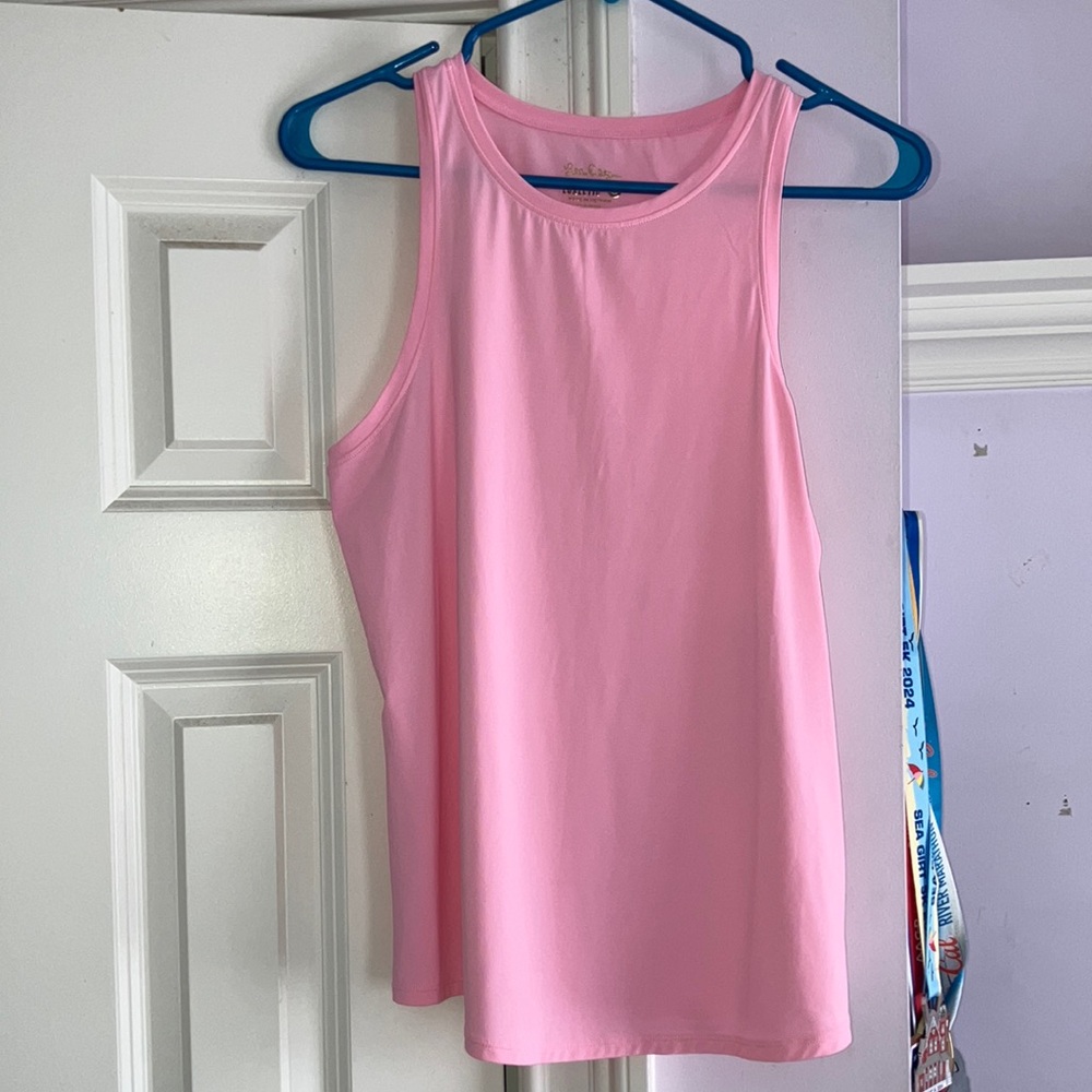 Lilly Pulitzer Small Luxletic Westley Active Tank Conch Shell pink